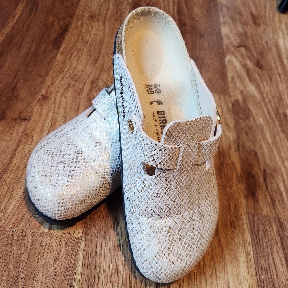 Birkenstock Cream Gold Snakeskin Boston Clogs Size 40